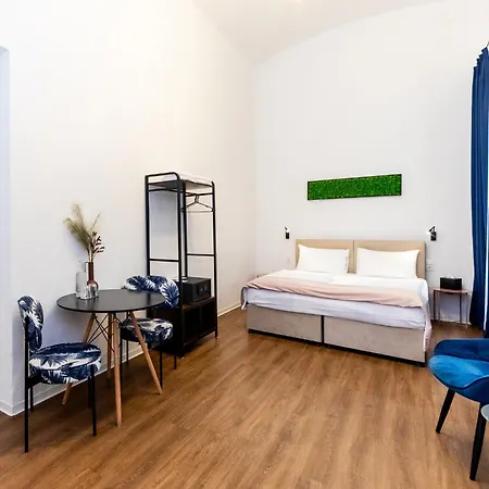 Adagio Downtown Hotel 3*