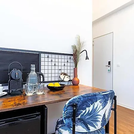 Adagio Downtown Hotel 3*