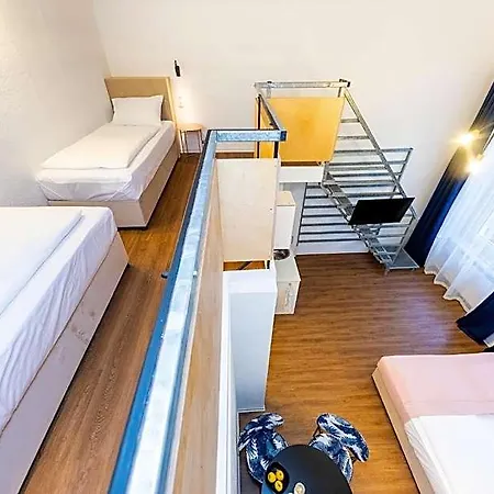 Adagio Downtown Hotel