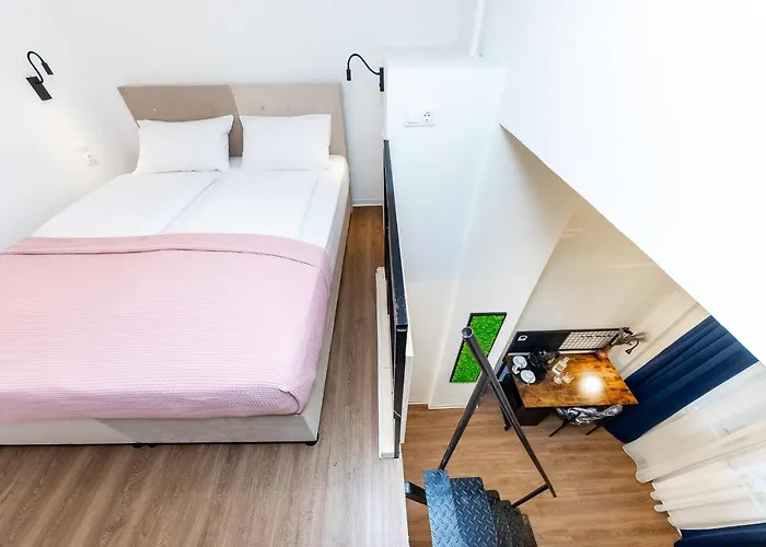 Adagio Downtown Otel 3*