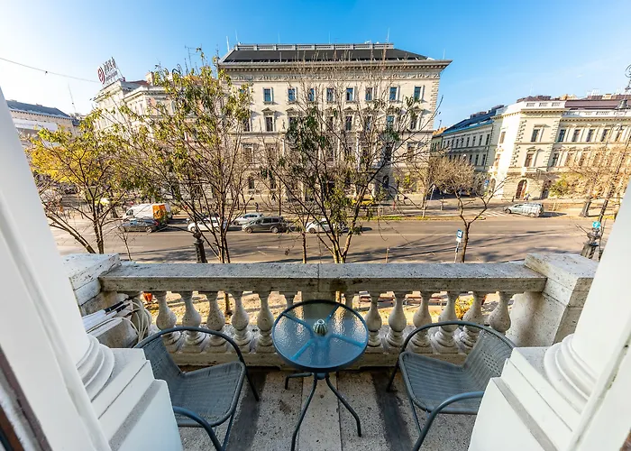 Adagio Downtown Otel 3*