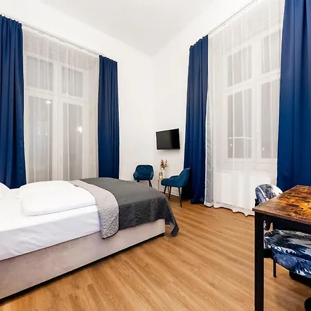 Adagio Downtown 호텔 3*