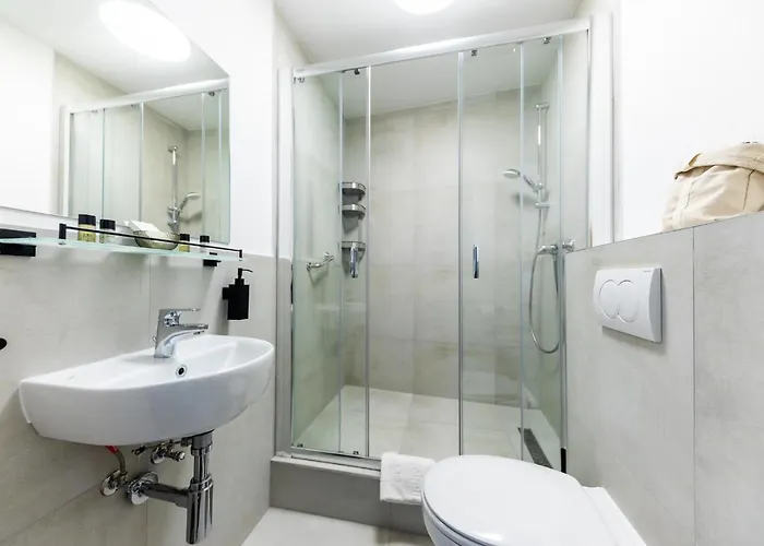 Adagio Downtown Hotel