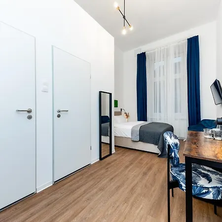 Adagio Downtown 3*